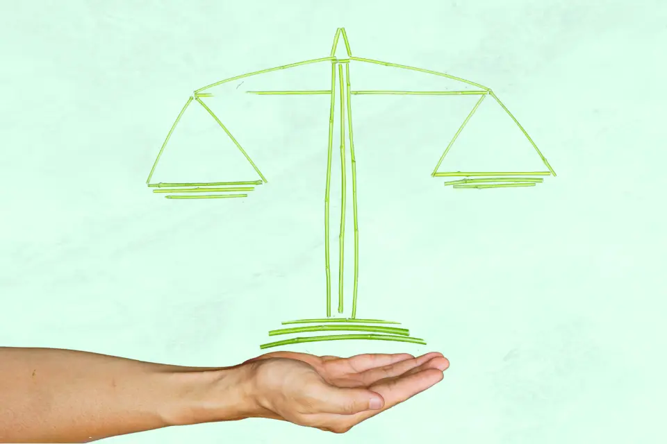 Considerações Legais e Éticas